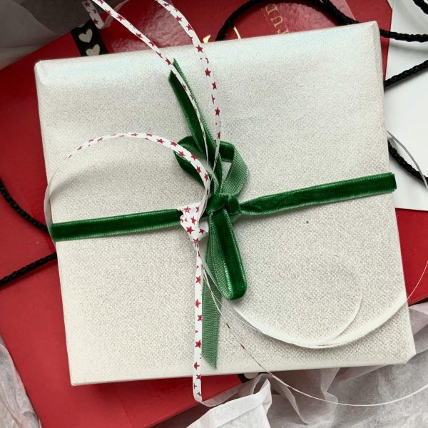 Green velvet ribbon for gift boxes